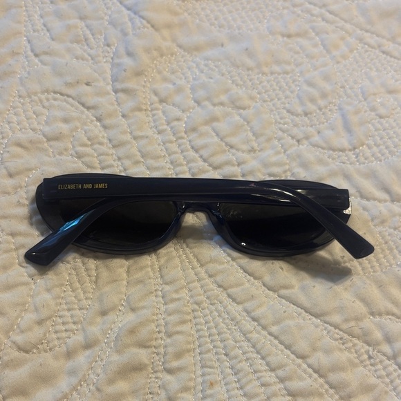 Elizabeth & James McKinley oval  Sunglasses, 51mm B Navy main image 7